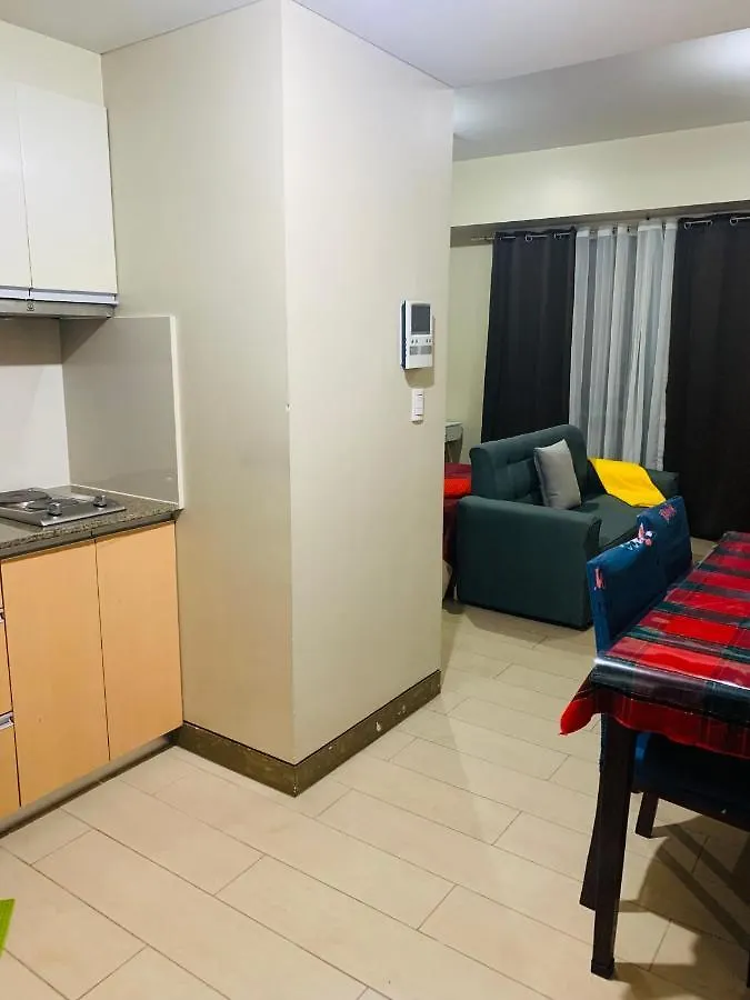 Two Palm Tree Villas Condominium - Studio 8Th Fl With Balcony - Across Terminal 3 Airport Pasay Philippines